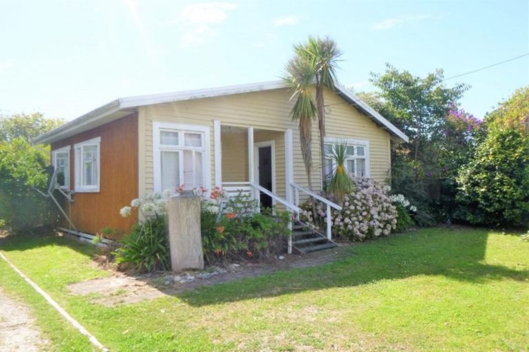 Photo of property in 13 Tasman Street, Carters Beach, Westport, 7825