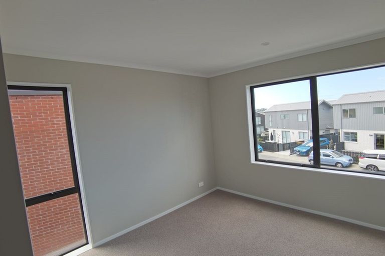 Photo of property in 24 Te Rito Road, Hobsonville, Auckland, 0616