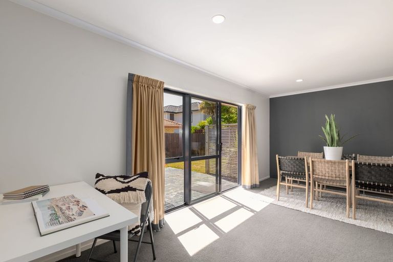 Photo of property in 35 Eastwood Rise, Waimairi Beach, Christchurch, 8083