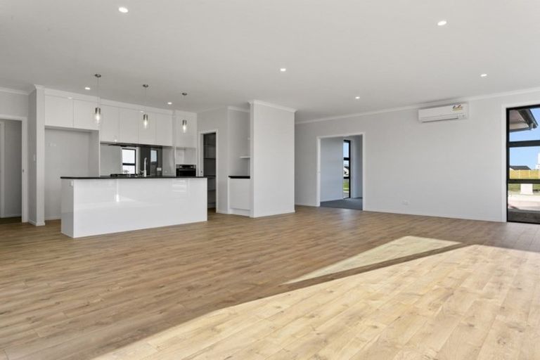 Photo of property in 30 Terry Came Drive, Cambridge, 3434