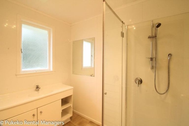 Photo of property in 1/16 Brentford Place, Manurewa, Auckland, 2102