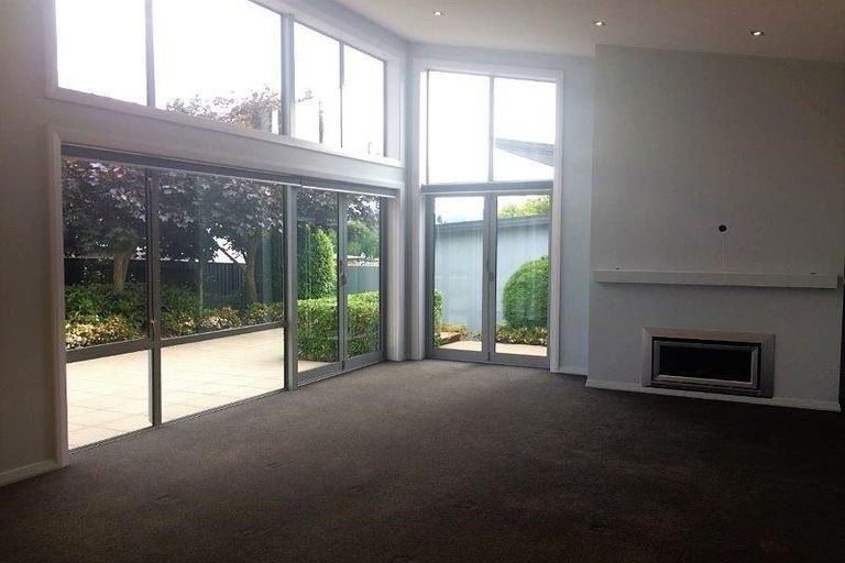 Photo of property in 21 Old Station Avenue, Wanaka, 9305