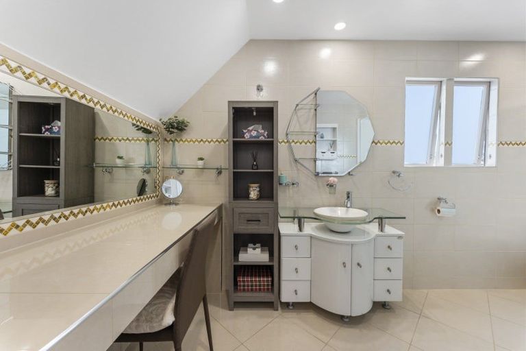 Photo of property in 8 Routley Crescent, Elderslea, Upper Hutt, 5018