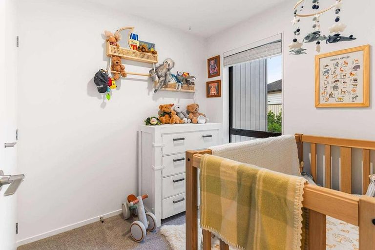 Photo of property in 136c Tiriwa Drive, Massey, Auckland, 0614