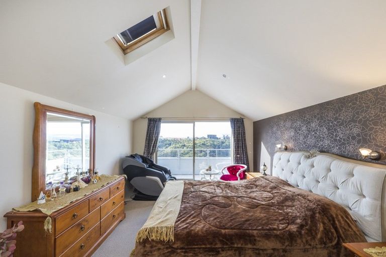 Photo of property in 47 Ruapehu Drive, Fitzherbert, Palmerston North, 4410