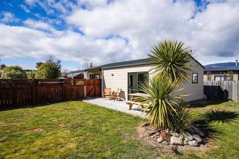 Photo of property in 8 Sherwin Avenue, Albert Town, Wanaka, 9305