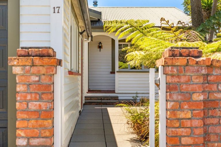 Photo of property in 17 Mcparland Street, Ebdentown, Upper Hutt, 5018