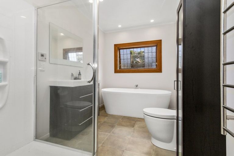 Photo of property in 32 Frankmoore Avenue, Johnsonville, Wellington, 6037