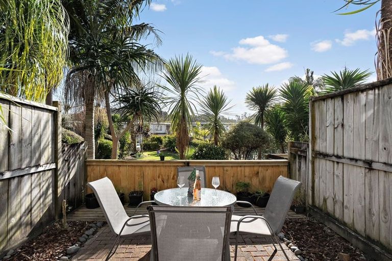 Photo of property in The Grange, 25/92 Bush Road, Albany, Auckland, 0632