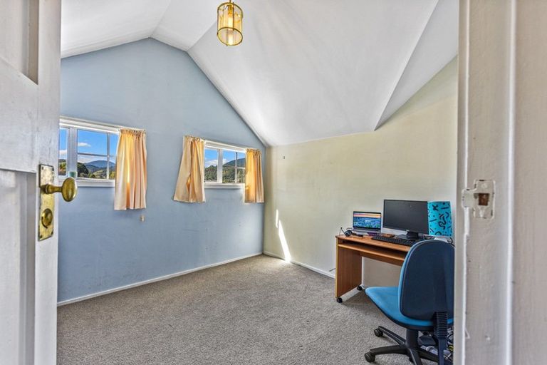 Photo of property in 75 Toi Toi Street, Toi Toi, Nelson, 7010