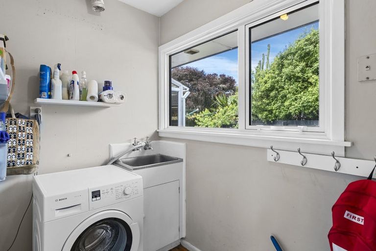 Photo of property in 82 Effingham Street, North New Brighton, Christchurch, 8083