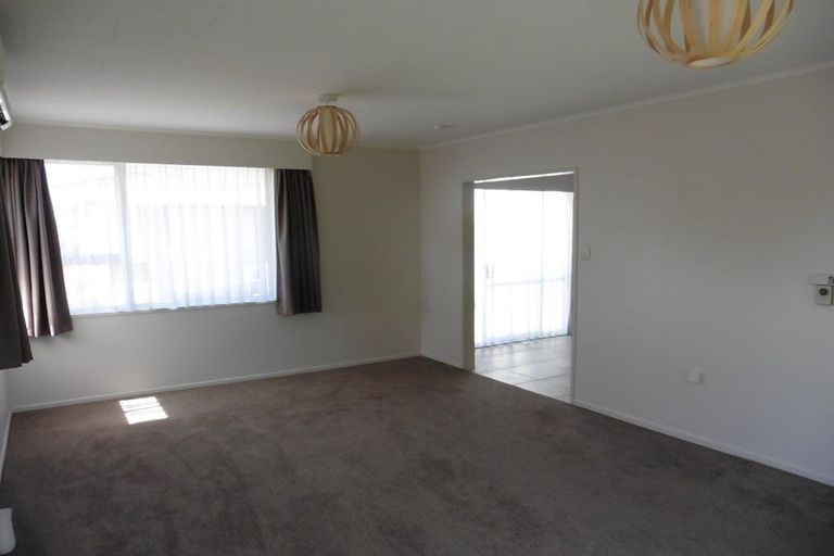 Photo of property in 3/141 Kennedy Road, Marewa, Napier, 4110