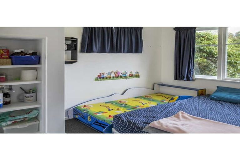 Photo of property in 25 Waterloo Crescent, Hokowhitu, Palmerston North, 4410