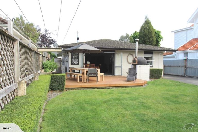 Photo of property in 502 King Street South, Hastings, 4122