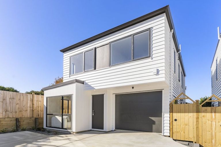 Photo of property in 16b Meadway, Sunnyhills, Auckland, 2010