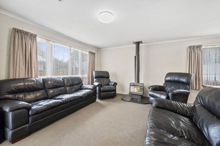 Photo of property in 98 Te Rangitautahanga Road, Turangi, 3334