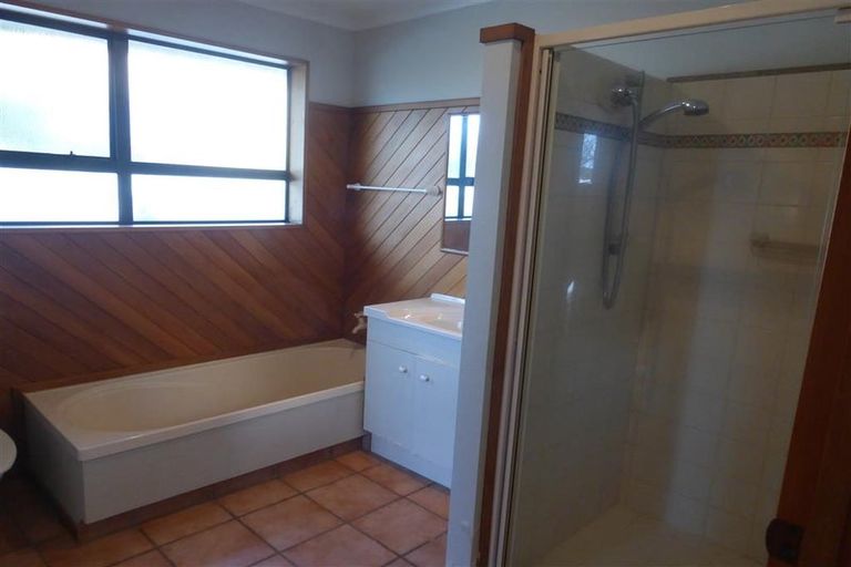 Photo of property in 32 Checketts Avenue, Halswell, Christchurch, 8025