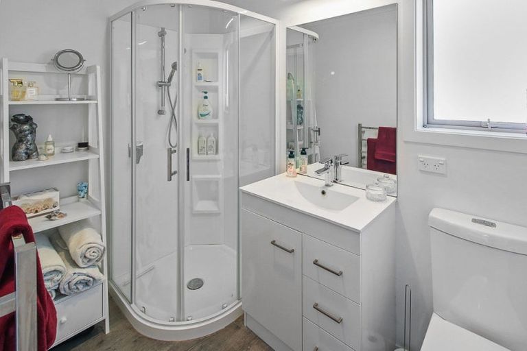 Photo of property in 2b Sandown Avenue, Himatangi Beach, Foxton, 4891