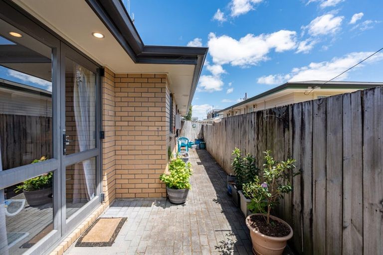 Photo of property in 12a Paterson Street, Frankton, Hamilton, 3204