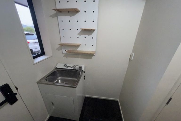 Photo of property in 9 Reserve Close, Woolston, Christchurch, 8062