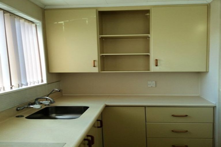 Photo of property in 17a Oxford Street, South Dunedin, Dunedin, 9012