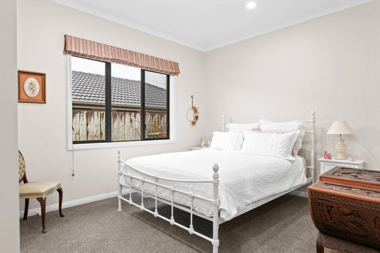 Photo of property in 52 Wiltshire Drive, Huntington, Hamilton, 3210