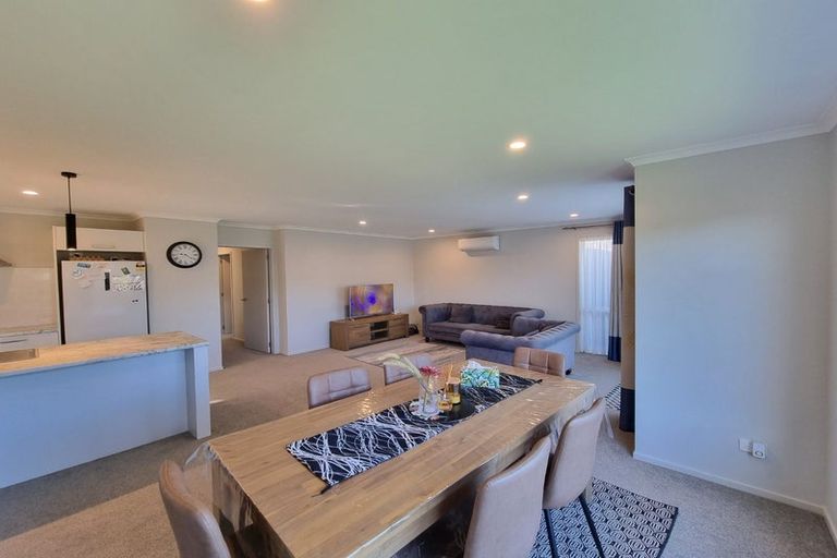 Photo of property in 15 Sierra Way, Ramarama, 2579