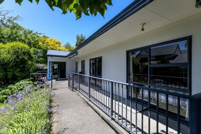 Photo of property in 437 Carrington Street, Upper Vogeltown, New Plymouth, 4310