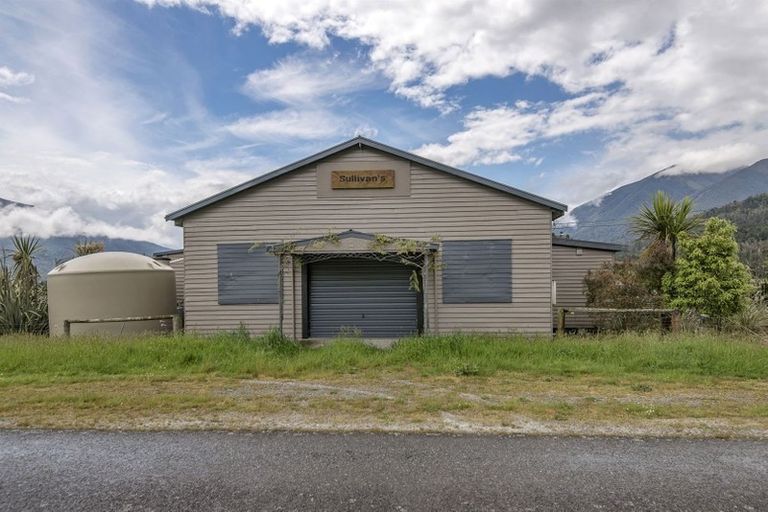 Photo of property in 2568 Lake Brunner Road, Inchbonnie, Kumara, 7875