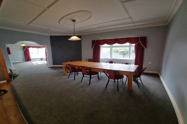 Photo of property in 404 Tremaine Avenue, Takaro, Palmerston North, 4412