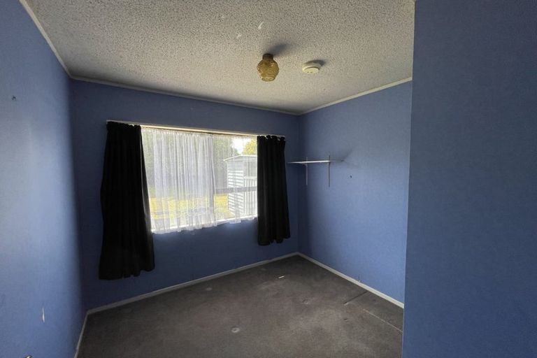 Photo of property in 8 Zenith Place, Conifer Grove, Takanini, 2112