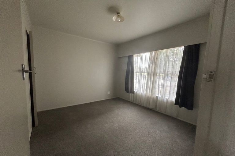 Photo of property in 1/32 Northcote Road, Takapuna, Auckland, 0622