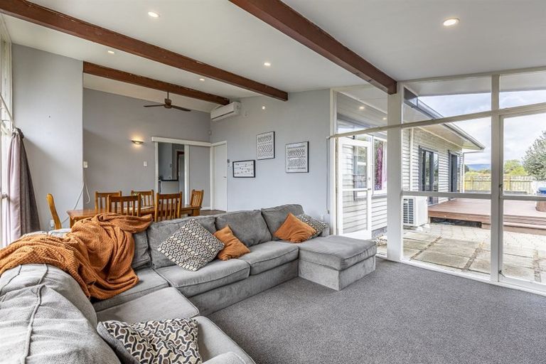 Photo of property in 16 Buick Crescent, Awapuni, Palmerston North, 4412