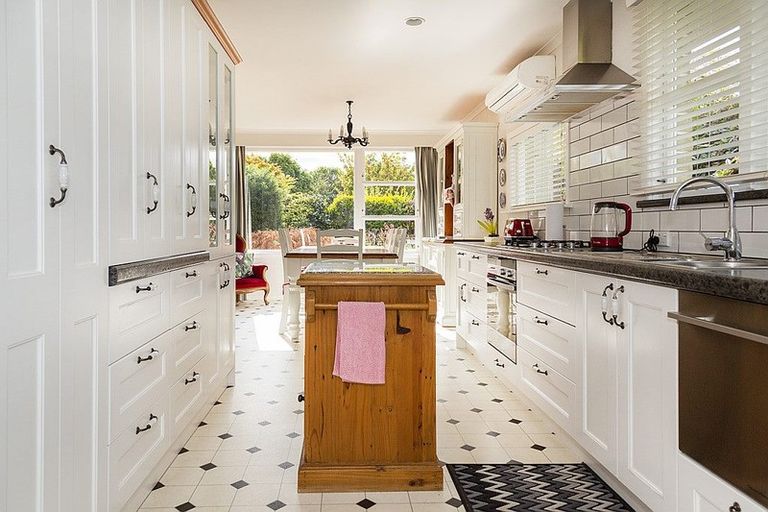 Photo of property in 16a Balmoral Street, Oamaru North, Oamaru, 9400