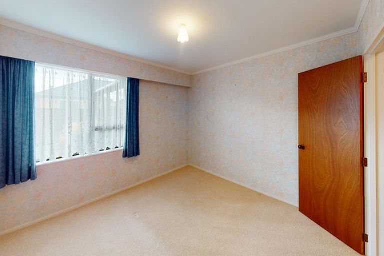 Photo of property in 42 Cedar Crescent, Feilding, 4702