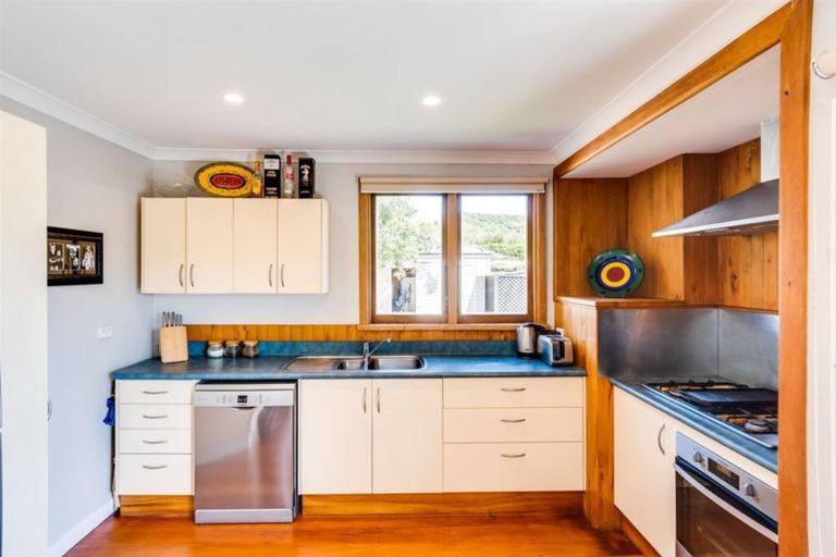 Photo of property in 3 Waterhouse Street, Taradale, Napier, 4112