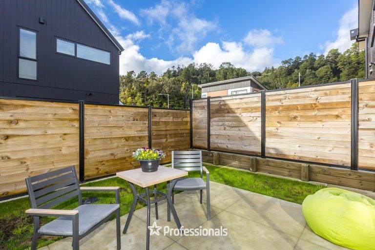 Photo of property in 12 Dahl Drive, Wallaceville, Upper Hutt, 5018