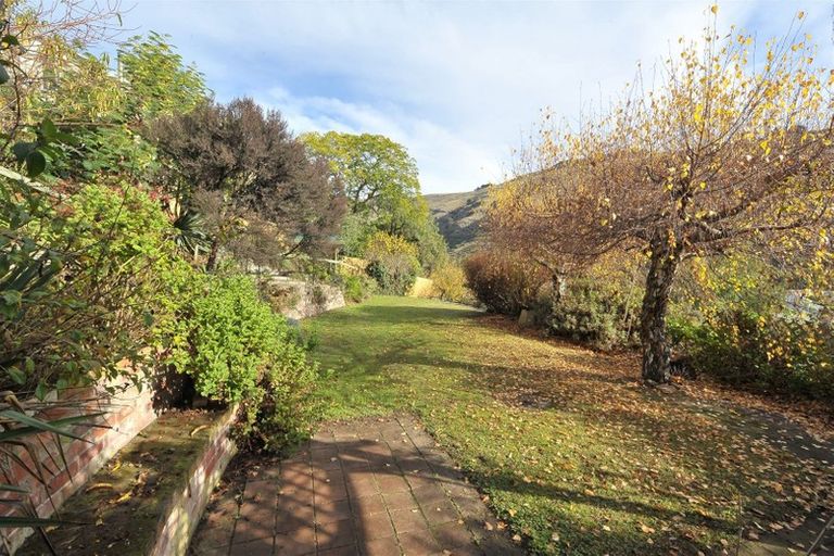 Photo of property in 20 Ocean View Terrace, Sumner, Christchurch, 8081