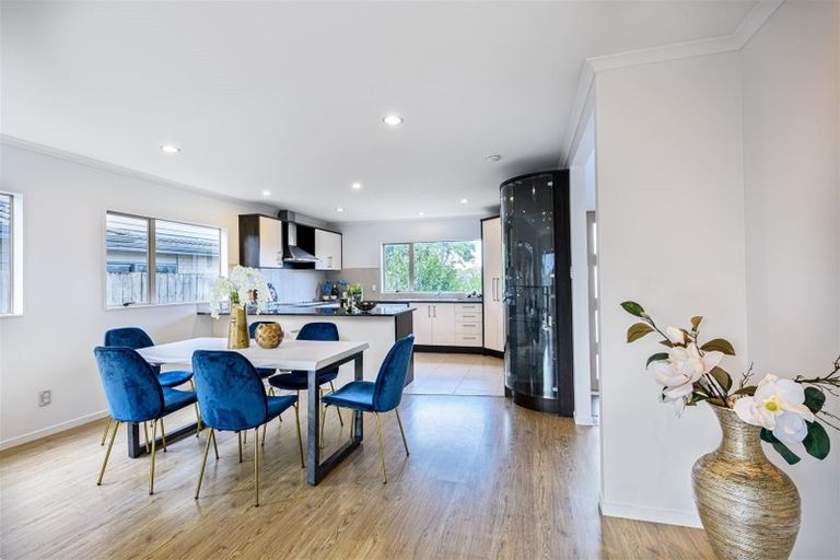 Photo of property in 74 Clover Drive, Henderson, Auckland, 0610