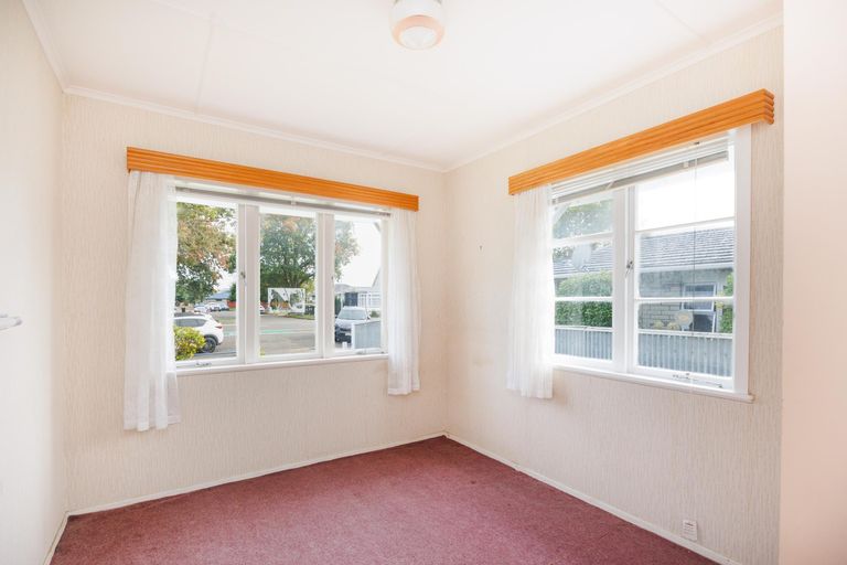 Photo of property in 308 Broadway Avenue, Palmerston North, 4414