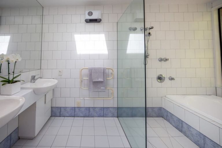 Photo of property in 20 Brookford Place, Westmorland, Christchurch, 8025