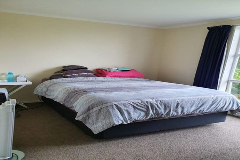 Photo of property in 28 Camellia Terrace, Maungaraki, Lower Hutt, 5010