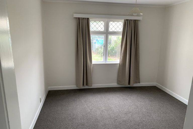 Photo of property in 102 Coutts Street, Kilbirnie, Wellington, 6022