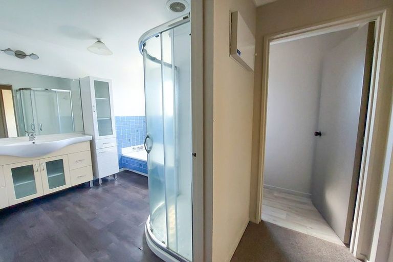 Photo of property in 17b Dover Road, St Andrews, Hamilton, 3200