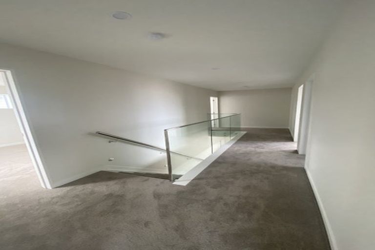 Photo of property in 18 Mardell Avenue, Hobsonville, Auckland, 0616