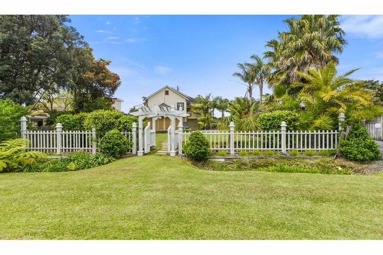 Photo of property in 74 Harbour View Road, Point Wells, Warkworth, 0986