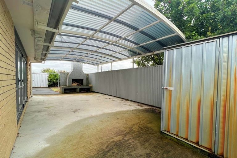 Photo of property in 21 Corsair Place, Melville, Hamilton, 3206