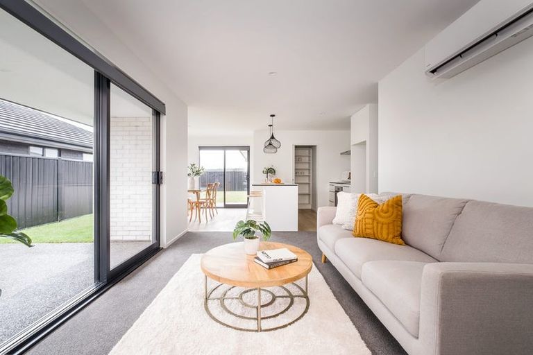 Photo of property in 12 Mcgarry Drive, Kaiapoi, 7630