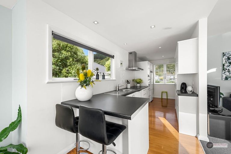 Photo of property in 1/215 Riverside Drive, Waterloo, Lower Hutt, 5011