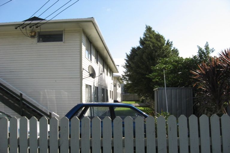 Photo of property in 40b Leighton Avenue, Waiwhetu, Lower Hutt, 5010
